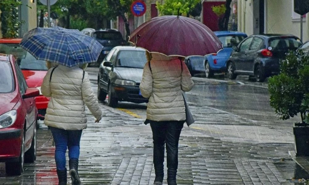 Καιρός: Συνεχίζεται η κακοκαιρία αύριο - Βελτίωση από τη Μεγάλη Τετάρτη
